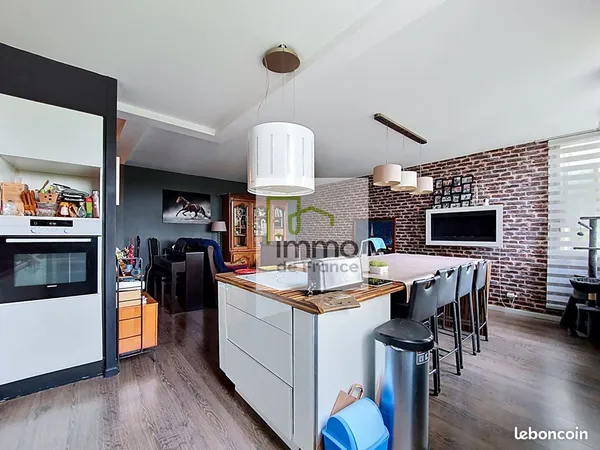 Appartement 3 pièces 85 m²