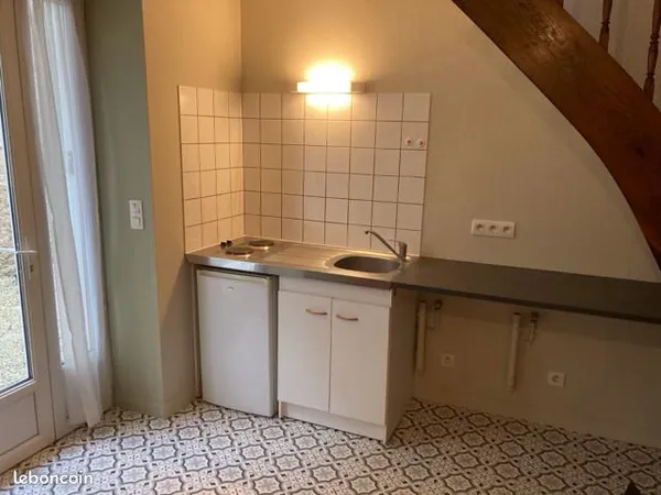 Mansle-duplex centre ville-tout a pied