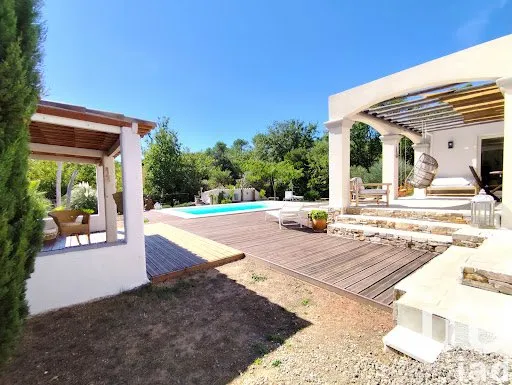 Maison 5 pièces 170 m²