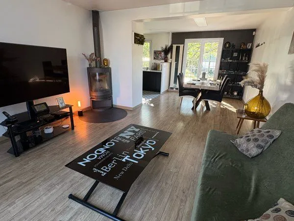 Maison familiale individuelle 4 chambres - Vernouillet - Terrain 537 m² - Sous-sol total