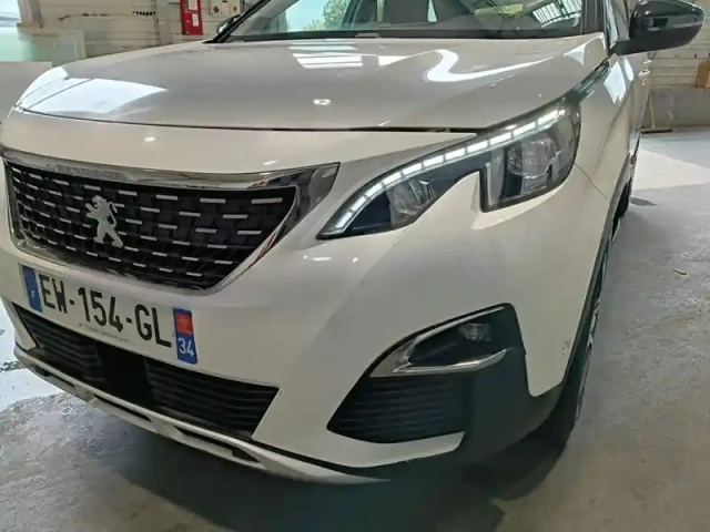 Peugeot 3008 1.2 puretech 130ch s&amp;s eat6 — photo 20