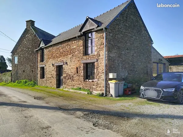 Maison rénovée de 120 m2 avec jardin de 850m2 Saint père marc en poulet