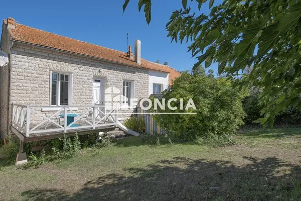 Maison 13 pièces 175 m²