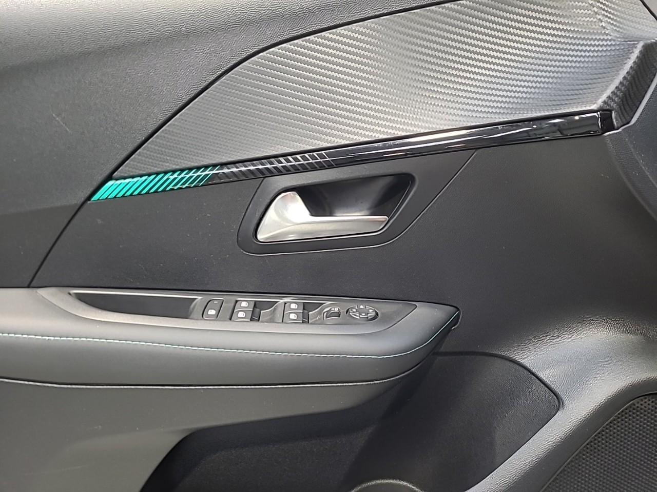Peugeot 208 puretech 100 s&s bvm6 allure pack — photo 28