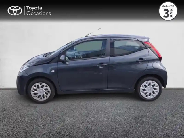 Toyota Aygo 1.0 vvt-i 72ch x-play x-app 5p mc18 — photo 3
