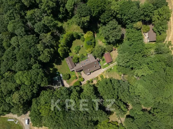 Magny-les-Hameaux - Domaine de 1,6 hectare au coeur de la forêt