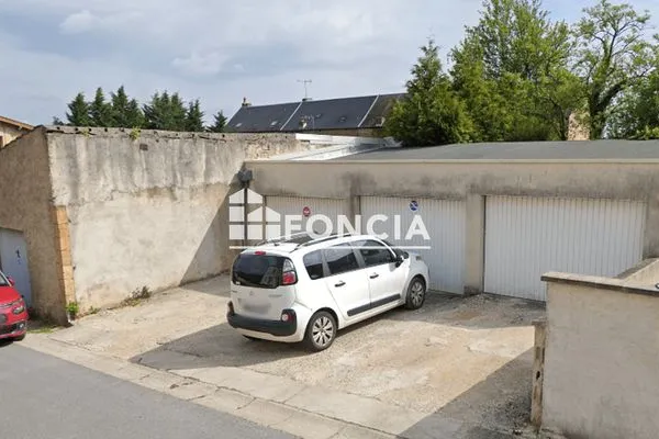 Stationnement Location Vrigne aux Bois   45€