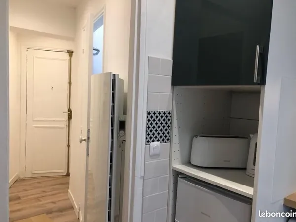 Appartement meublé F2 calme avec Parking privatif