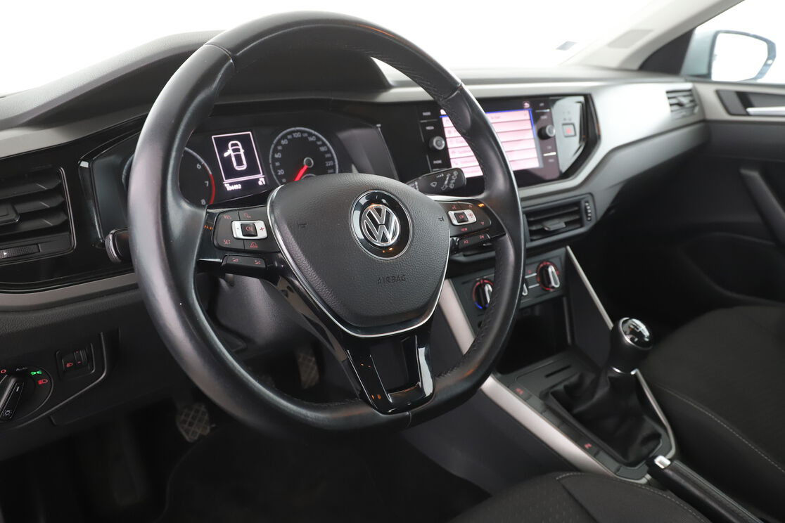 Volkswagen Polo 1.0 Confortline — photo 10