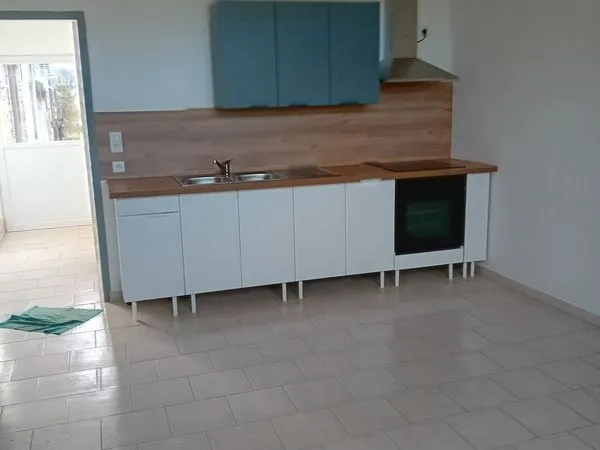 Maison mitoyenne a louer