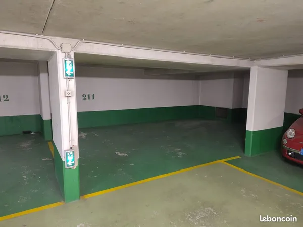 Location place de parking (Pont de Levallois)