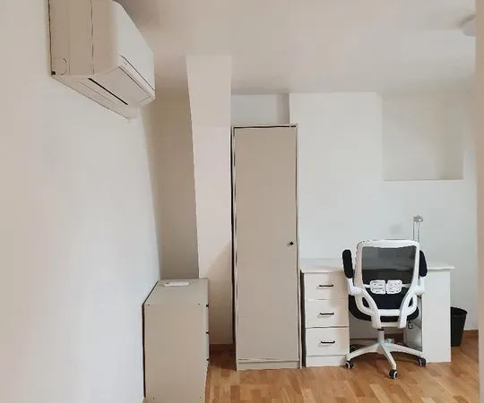 Chambre de 14m2 à louer sur Avon
