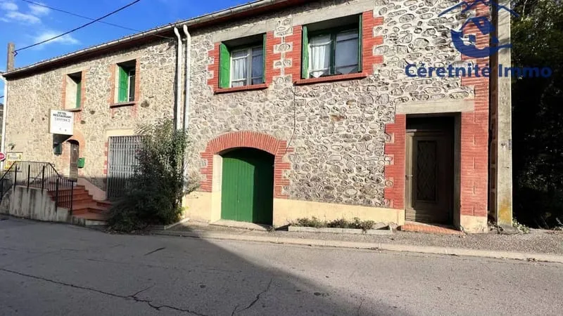 Photo 1