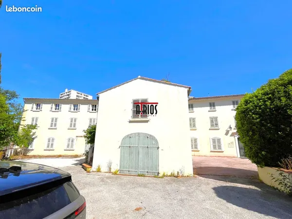Bureaux 1000 m² Toulon