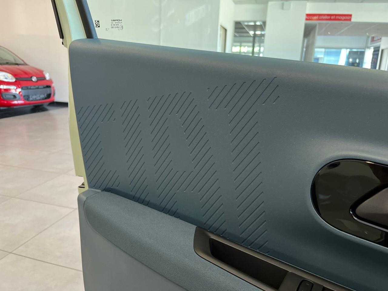 Fiat Grande Panda electrique 113ch  icone — photo 21