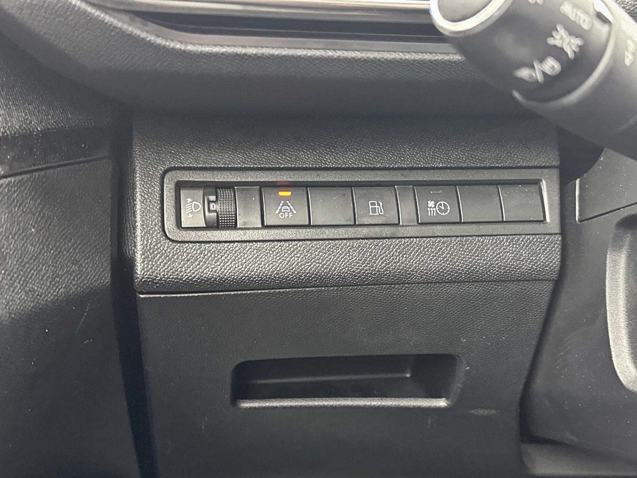 Peugeot 3008 hybrid 225 e-eat8 allure — photo 16