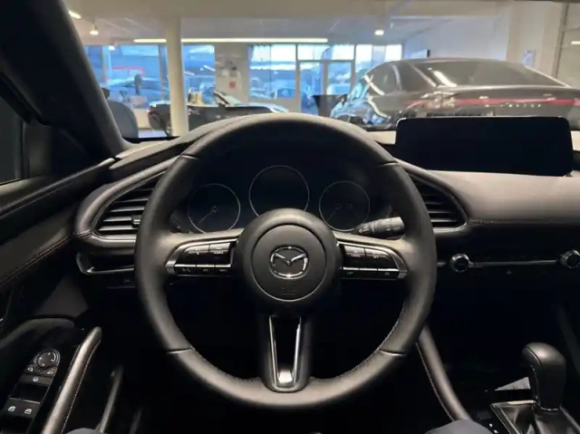Mazda Mazda3 2.0 e-skyactiv-x m-hybrid 186ch homura bva 2025 euro6e — photo 7