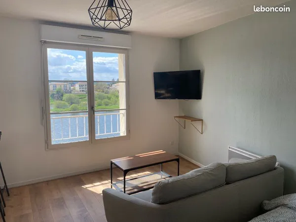 Studio meublé 31m2 Face à la Dordogne