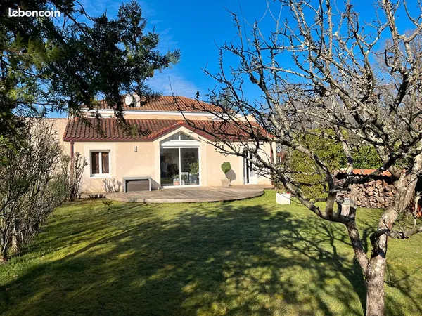 Maison 8 pièces 162 m²