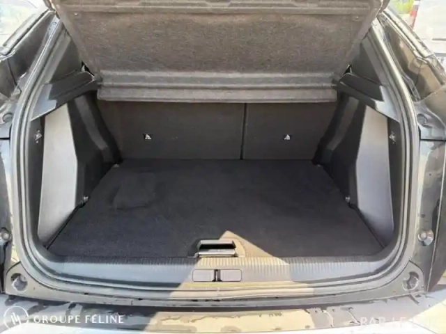 Peugeot 2008 1.2 puretech 130ch s&amp;s style eat8 — photo 6