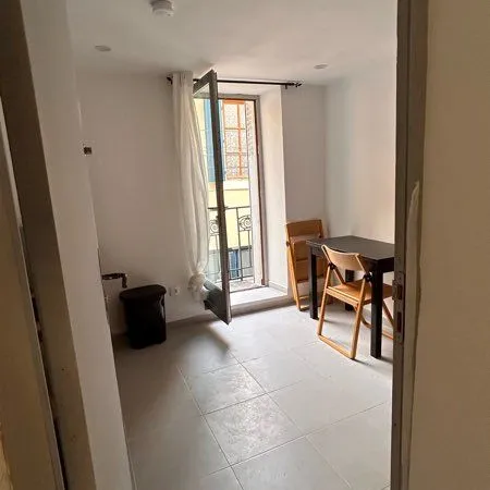 T1BIS MEUBLÉ 20m² - BÉZIERS - PROCHE ALLÉES PAUL RIQUET - 460 CC
