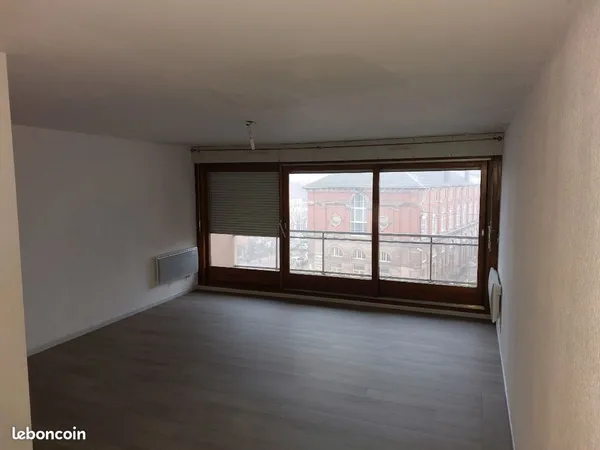 F2 60 m2 appartement +garage