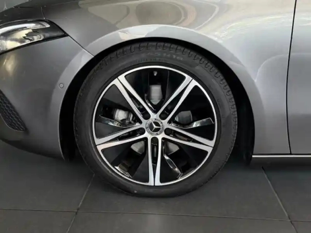 Mercedes Classe A 180 d progressive line — photo 9