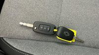 Renault Clio 1.6 E-Tech 145ch full hybrid Evolution - 25b — photo 16