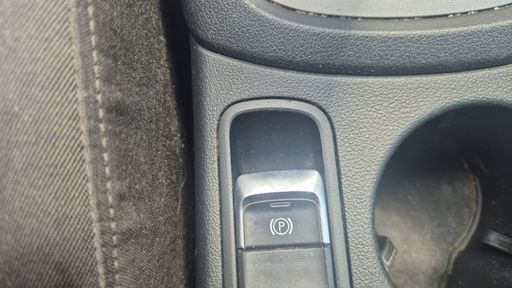 Audi Q3 2.0 TDI 140 - Attraction – 2012 – 182263 km – Diesel – Boîte Manuelle — photo 5