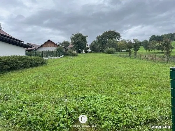 Terrain 662 m² Faucigny