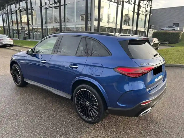 Mercedes Glc 300 de hybrid eq 9g-tronic 4matic — photo 36