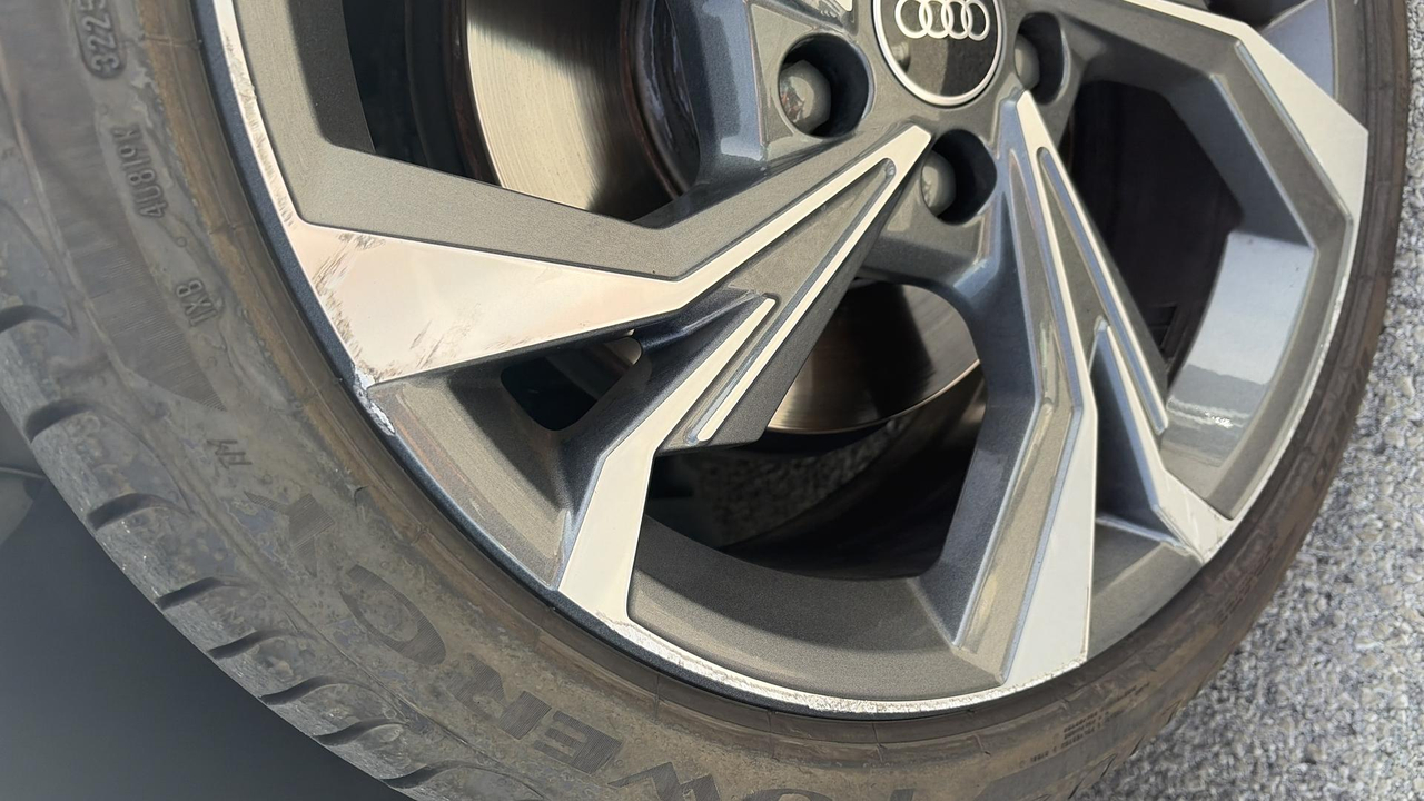 Audi A3 Sportback 40 TFSIe 204 S tronic 6 — photo 42