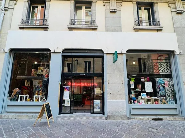 Local commercial 70 m²