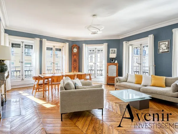Vends t6 et plus - 145.73 m² - Lyon 69001