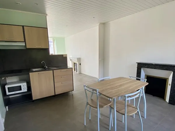 Appartement T2 Meublé au 2éme étage d'un petit immeuble en centre-ville de Guéret