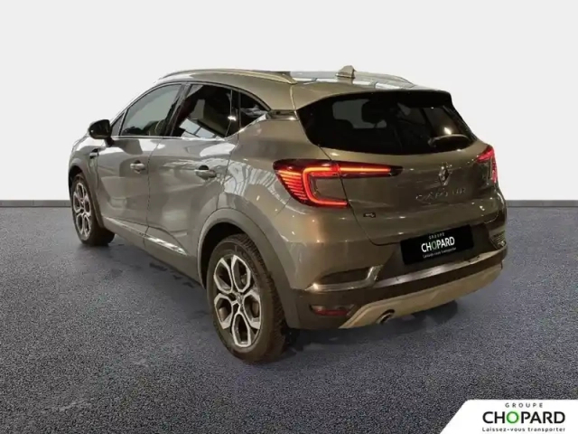 Renault Captur blue dci 115 edc — photo 7