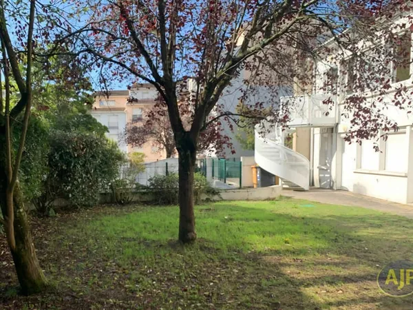 Local d'activité Libourne 25 m²