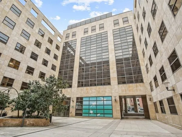 Bureau 4473 m²