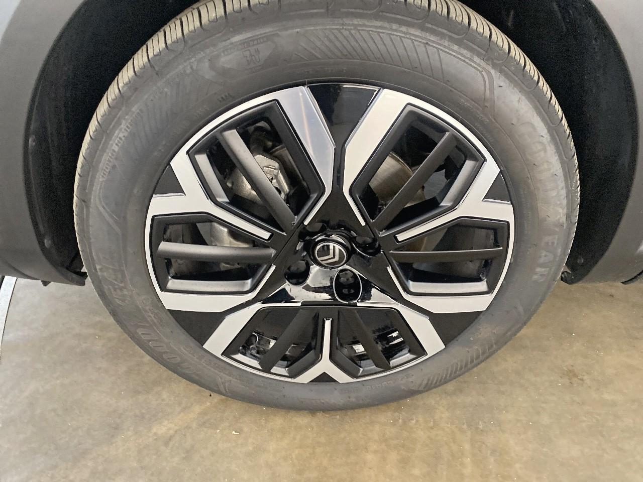 Citroën C4 hybride 145 ch e-dcs6 max — photo 11