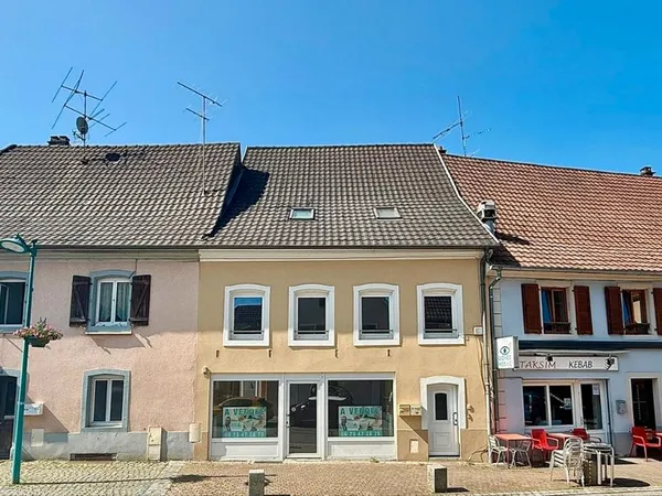 Loue local commercial 145m2