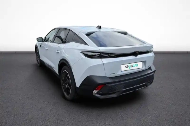 Peugeot 408 hybrid 136 e-dcs6 — photo 22