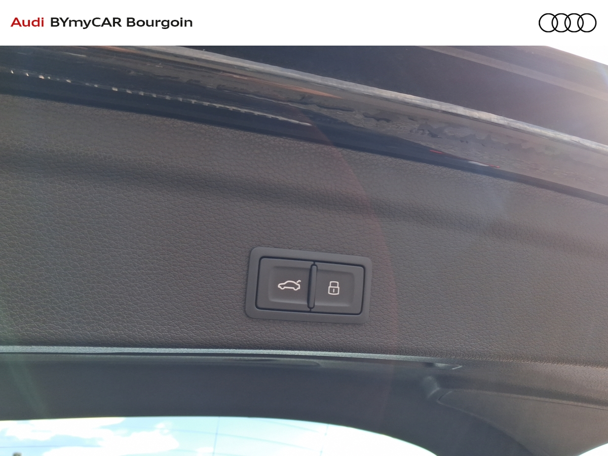 Audi Q3 Sportback 35 TFSI 150 ch S tronic 7 — photo 15