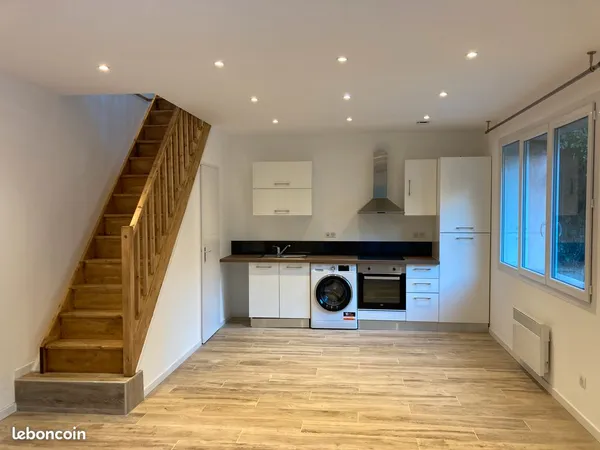 Location Duplex 45 M2 avec grande terrasse au Calme