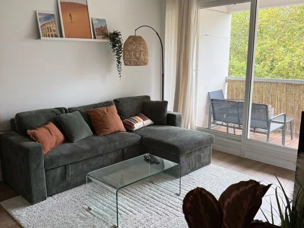 Appartement meublé 60m2 - 2 chambres - Proche NEOMA / UniLaSalle