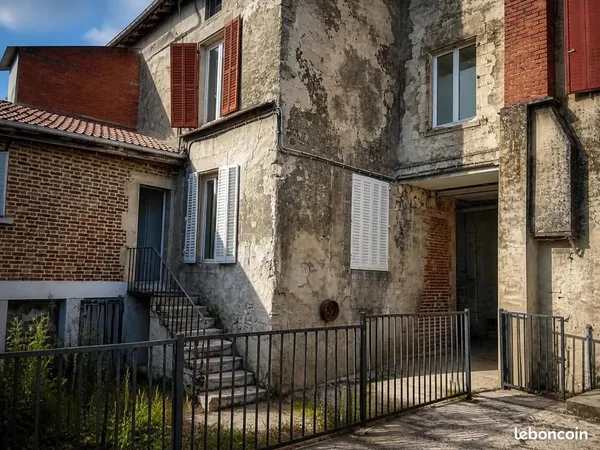 Maison 7 pièces 151 m²