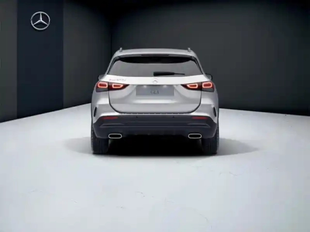 Mercedes Gla 200 d amg line — photo 4