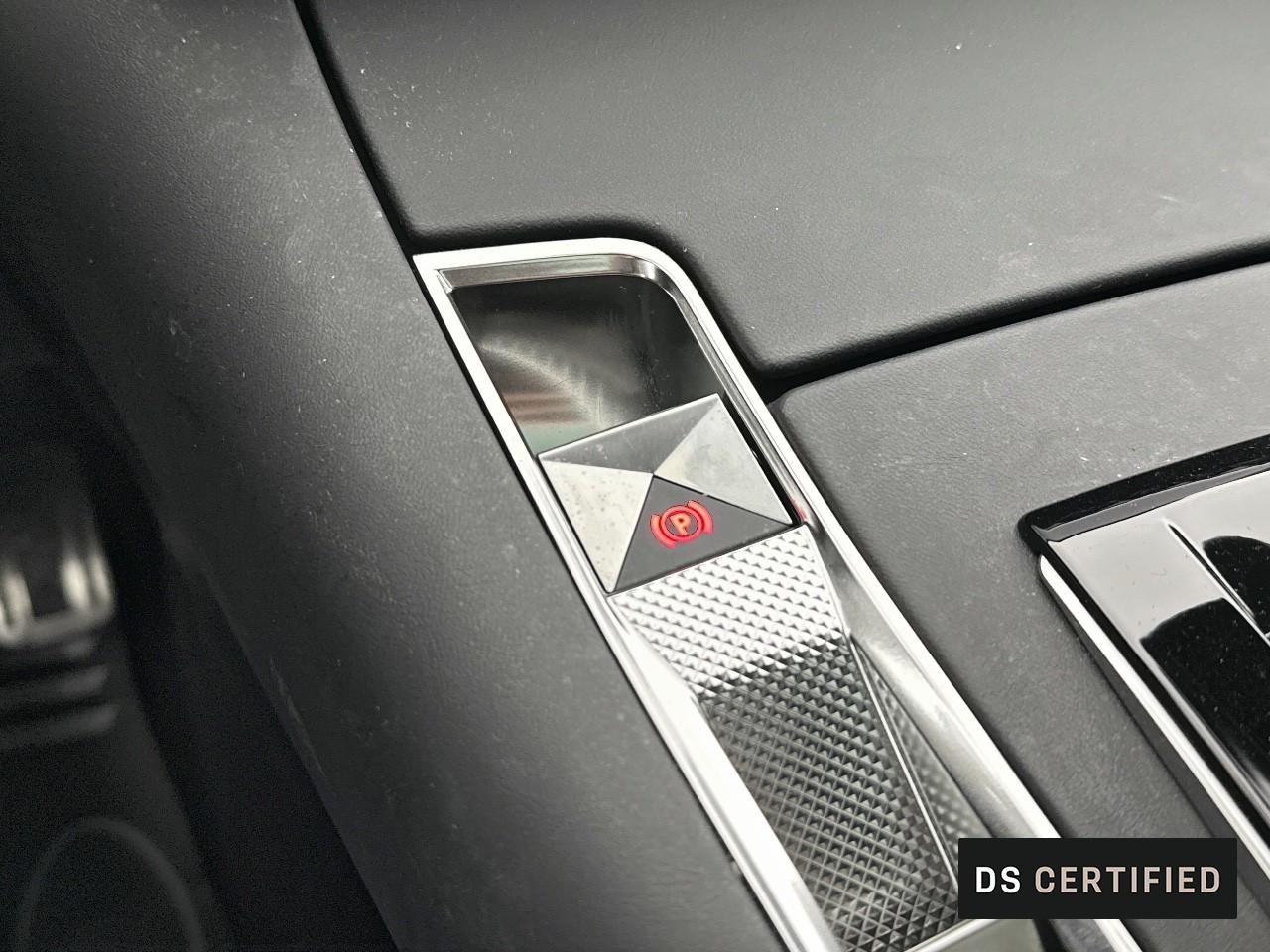 Ds Ds 7 crossback hybride rechargeable e-tense 300 eat8 4x4 rivoli — photo 32