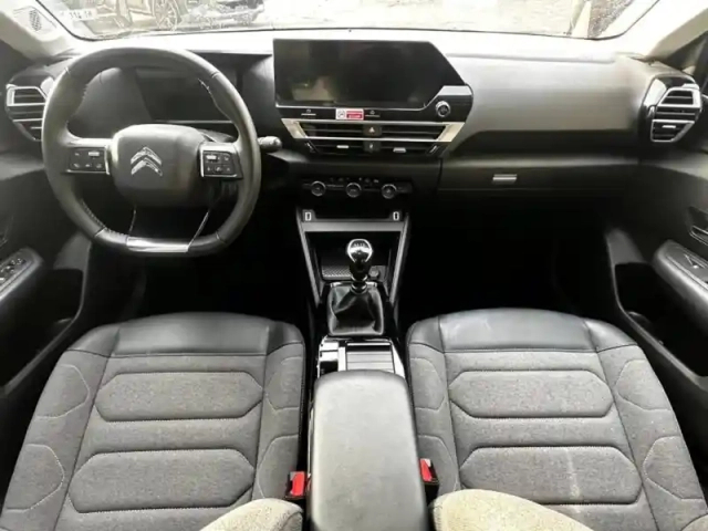 Citroën C4 puretech 130ch s&amp;s feel pack — photo 8