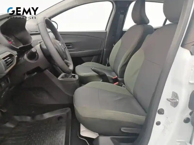 Dacia Sandero eco-g 100 - 22 — photo 24