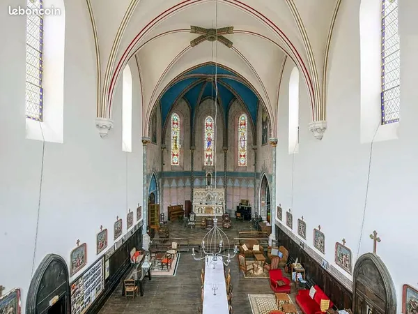 Maison 17 pièces 550 m²